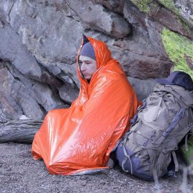 Outdoor first aid raincoat
